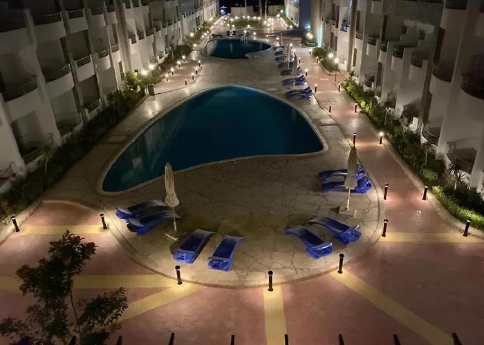 Apartment Beachfront Cozy Flat 10 Minutes From Air Port, Free Wifi