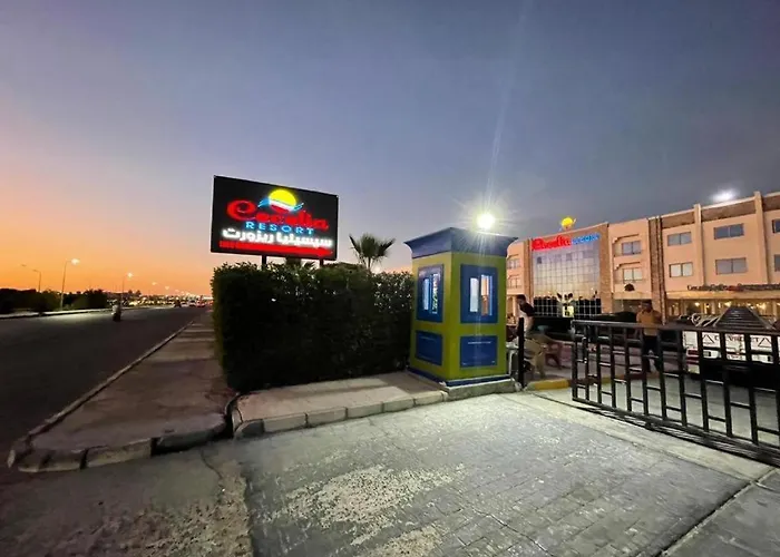 Beachfront Cozy Flat 10 Minutes From Air Port, Free Wifi